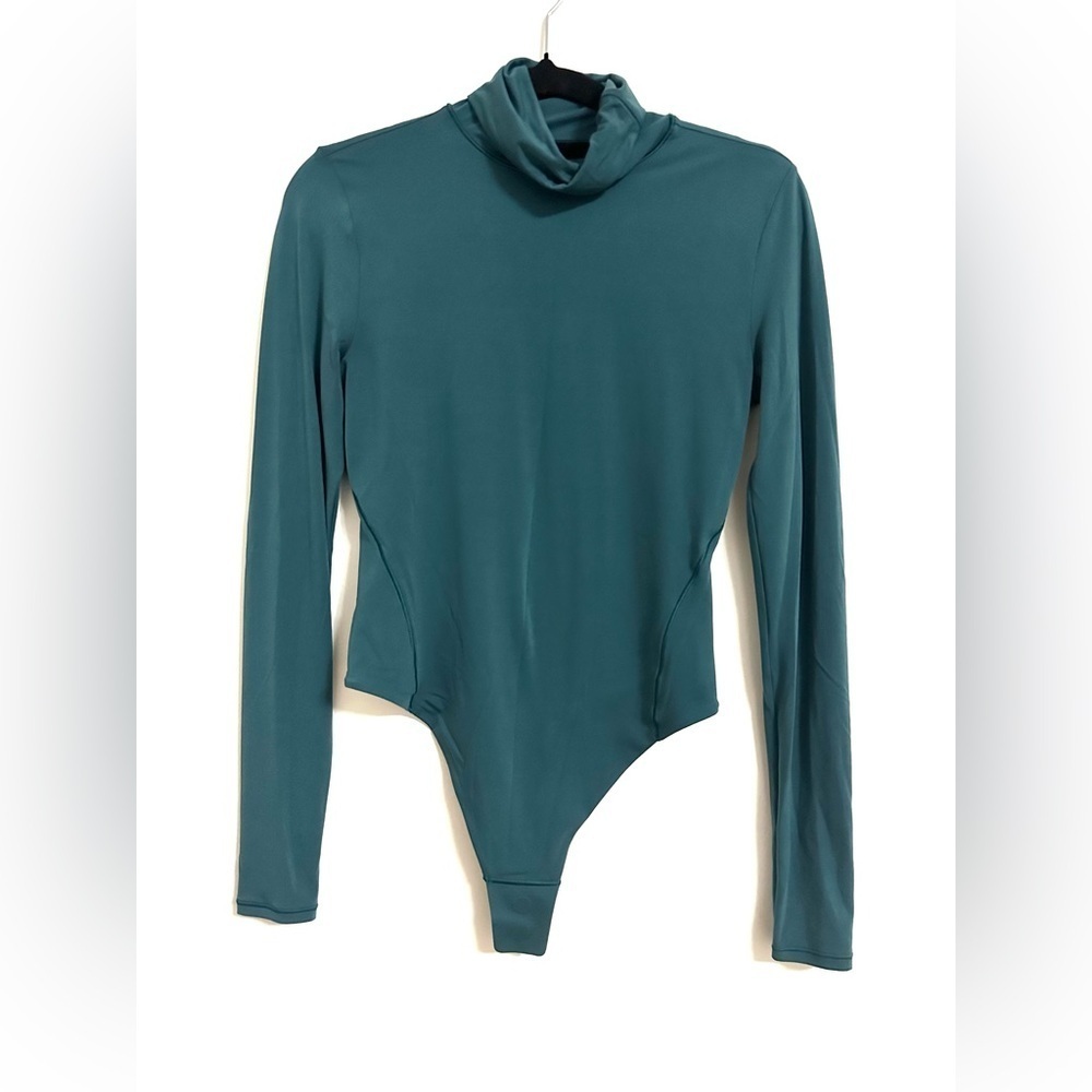 Lululemon Wundermost Ultra-Soft Nulu Turtleneck Bodysuit XS - Picture 3 of 5